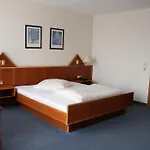 Atrium Hotel 3*