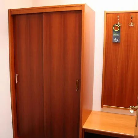Hotel Atrium 3*