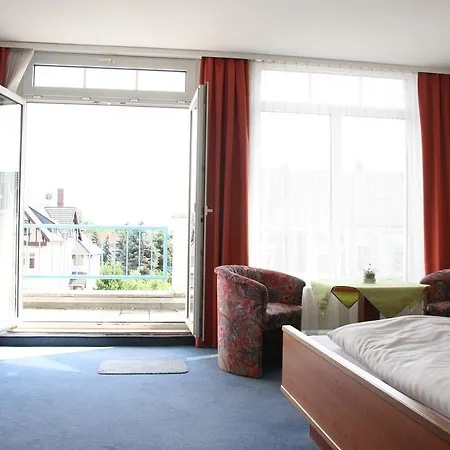 Atrium Hotel 3*