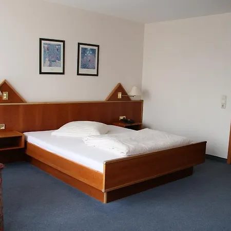 Atrium Hotel 3*